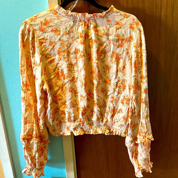 Peach puree top. Size Large - Picture 3 of 4